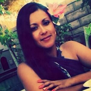 Meet your Posher, Ofelia